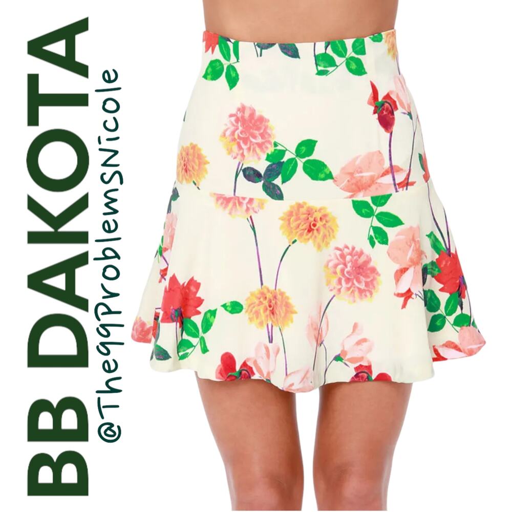 BB Dakota Floral Print Trumpet Skirt